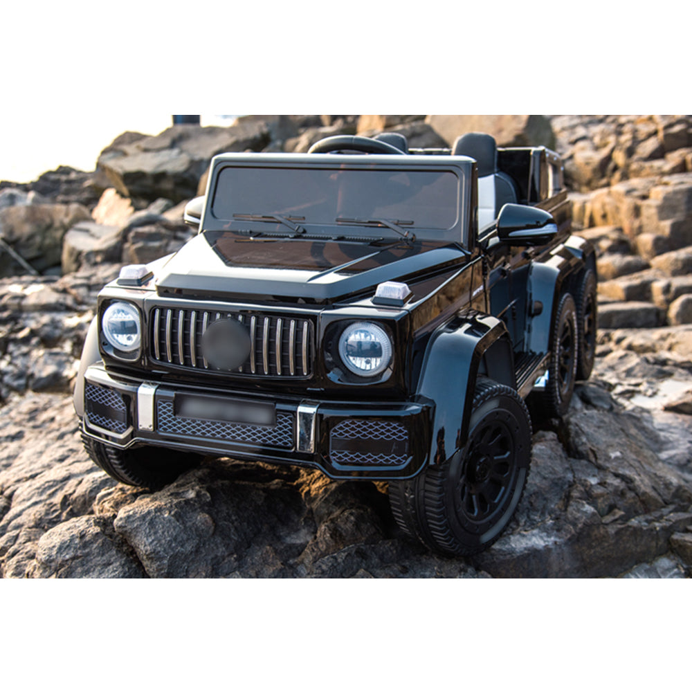 AKEZ 4WD12V7 Four-wheel Drive Electric Car W/ Remote Control Ride On Car Jeep Model - Black